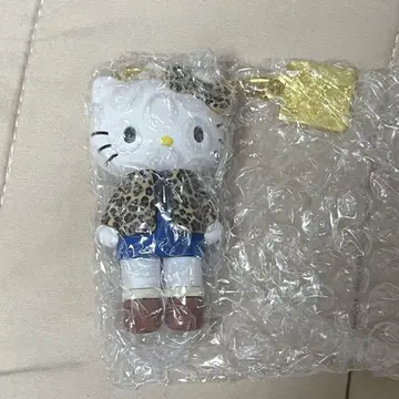 헬로키티 마스코트 참 레오파드 무늬