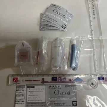 가챠 Chacott 화장품 미니어처 참 4종 세트입니다.