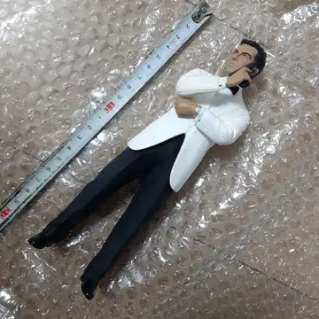 레트로 제임스 본드 피규어