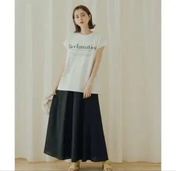 엠보스 턱 플레어 스커트 어반 리서치 오페이크 닷 클립 SHIPS