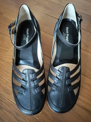 Hush Puppies 블랙 가죽 웨지 샌들