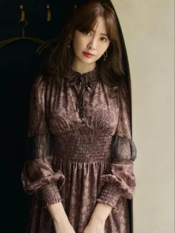 Winter Floral Long sleeve Dress S 사이즈