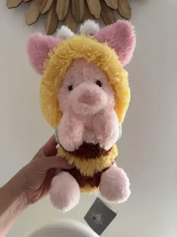 피글렛 벌 봉제 인형