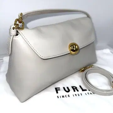 새상품급 FURLA Sfera 스페라 핸드백 가죽 그레이지