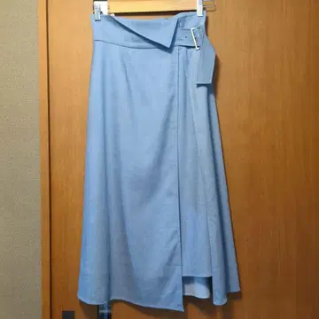 [새상품급] 스카이블루 랩 스타일 타이트 스커트