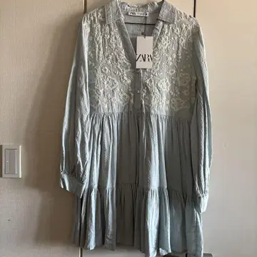 ZARA 자수 라이트 블루 튜닉 M 사이즈