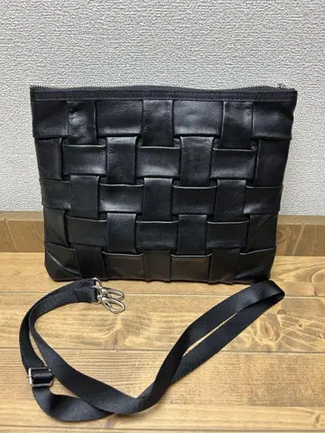 칼리네스트 클러치백