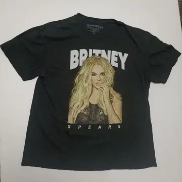 XL 사이즈 굿페이드 Britney Spears 프린트 티셔츠 블랙