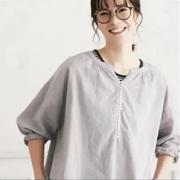 Soulberry 버튼이 달린 넉넉한 5부 소매 셔츠
