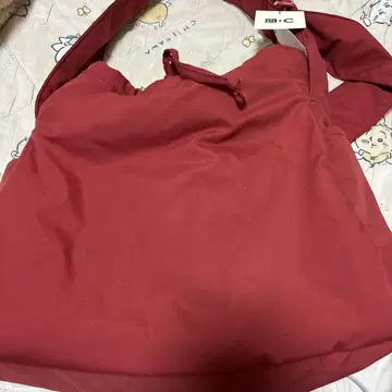 유니클로 C 소프트 파피 숄더백 빨간색