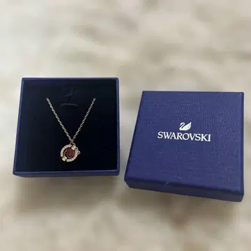SWAROVSKI 댄싱 목걸이 로즈