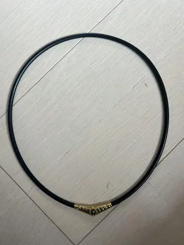 반델 목걸이 한정판 모델