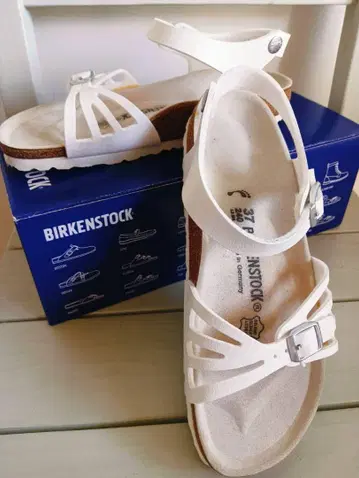 BIRKENSTOCK 샌드 화이트 샌들 37