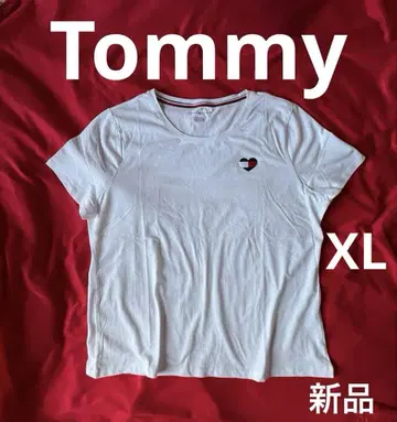 새상품 Tommy 화이트 하트 로고 티셔츠 반팔