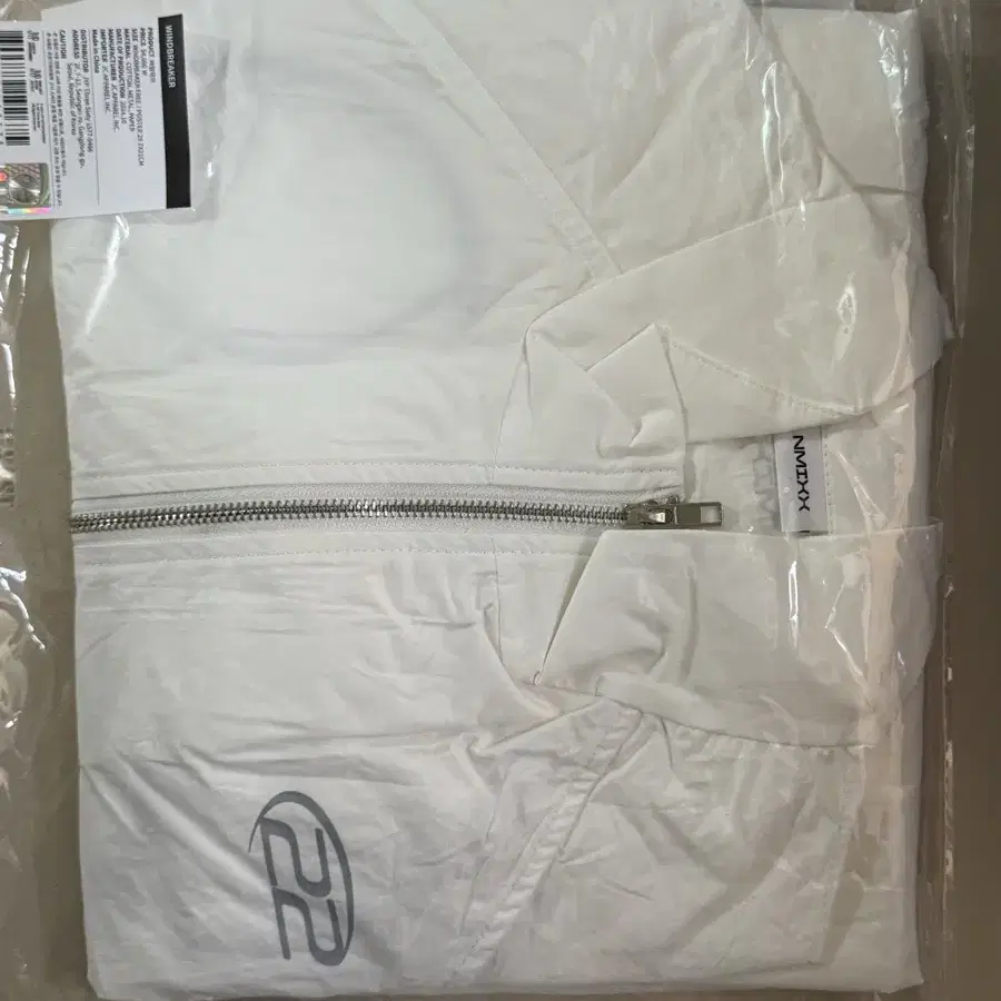 NMIXX MIXX LAB MD ウィンドブレーカー NMIXX | 엔믹스 Nmixx Mixx Lab Windbreaker on Bunjang Global