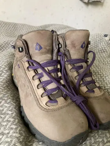 Vasque Vibram UltraDry 등산화 25cm