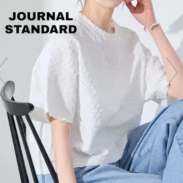 새상품급 JOURNAL STANDARD 셔링 하프 슬리브 T 화이트