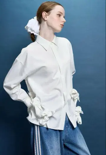 THE TOE Kordela Twist Shirt white