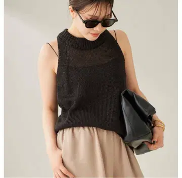 HALTER NECK KNIT 상의 블랙
