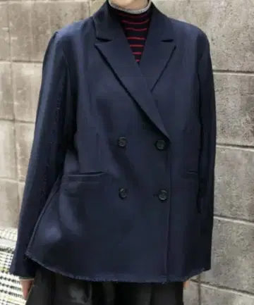 보츠보츠 절개 자켓