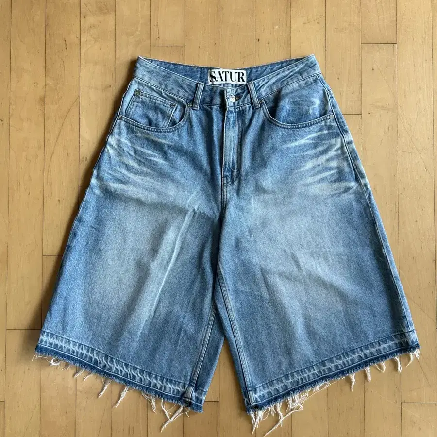 SATUR | 세터 Satur Gabon Denim Bermuda Pants Light Blue [S