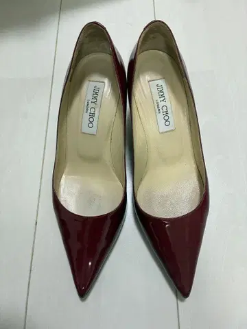 JIMMY CHOO 와인 레드 하이힐