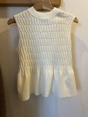 TORRAZZO DONNA 아이보리 니트 베스트
