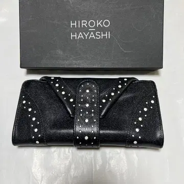 HIROKO HAYASHI 블랙 가죽 3단 폴더형 지갑