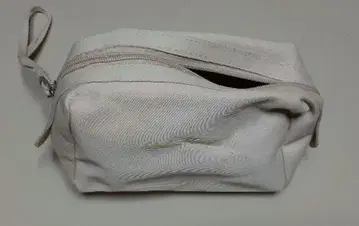 페라가모 파우치