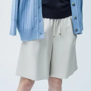 ebure 램 가죽 하프 팬츠 그레이 36 10만 엔