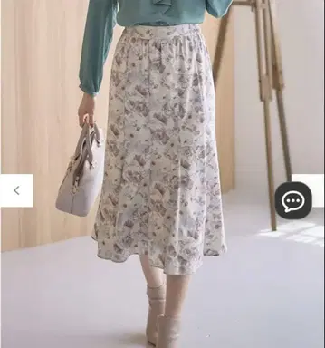 새 상품에 가까운 any sis 플레어 A라인 스커트