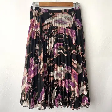 새상품 asos 꽃무늬 플리츠 롱 스커트 EU38
