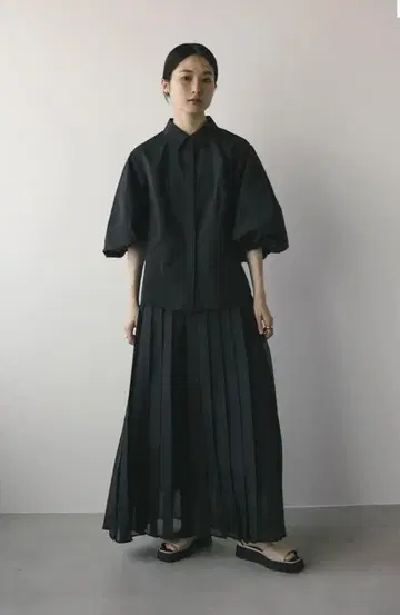 [새상품] STYLEMIXER 오간자 플리츠 스커트 BLACK
