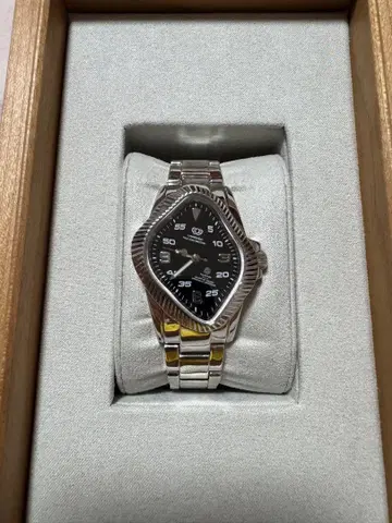 전 세계 100개 한정 LAARVEE PEA106 SILVER925