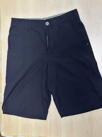 룰루레몬 블랙 숏 팬츠 사이즈 30