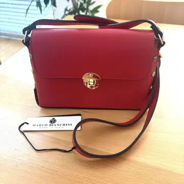 새상품급 MARCO BIANCHINI 스터드 숄더백 레드