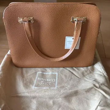 NINA RICCI 백