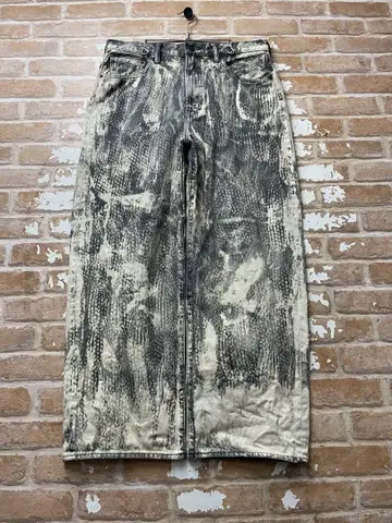 블랙 데님 페인트 데님 블리치 배기 와이드 데님 블랙 그런지