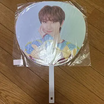 SEVENTEEN the8 밍하오 HANA 부채