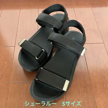 슈라루 블랙 스트랩 샌들 S