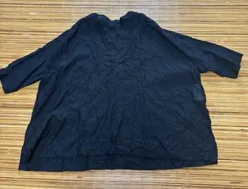 yuni 주름 가공 셔츠 블랙