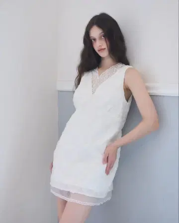 MUGUET 레이스 도킹 미니 오프 화이트
