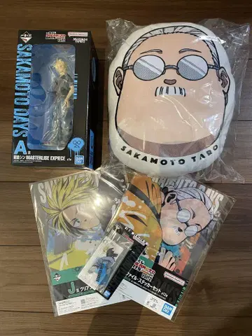 SAKAMOTO DAYS A상 피규어 & 쿠션 세트