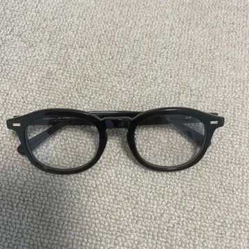 조프 웰링턴 클래식 안경