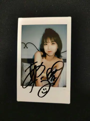 시노자키 아야나 (전 AKB48) 친필 사인 폴라로이드