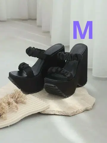 다리치 Darich 새틴 플랫폼 샌들 M 사이즈