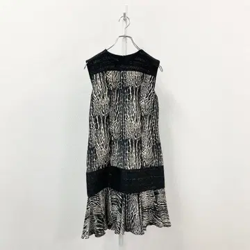 61g23 잠바티스타 발리 레오파드 무늬 슬리브리스 원피스 40