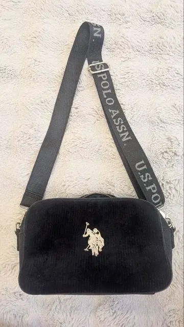 U.S. Polo Assn. 블랙 숄더백