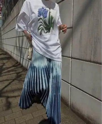 ameri vintage UNEVEN DYEING PLEATS SKIRT