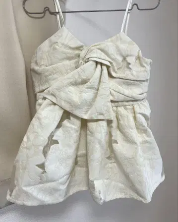 Acka 자카드 페플럼 뷔스티에